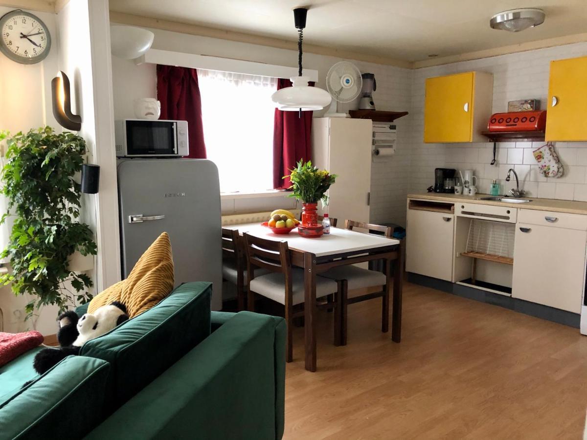 Retro Relax Resort Midden In Het Bos Op De Veluwe In Путен Екстериор снимка
