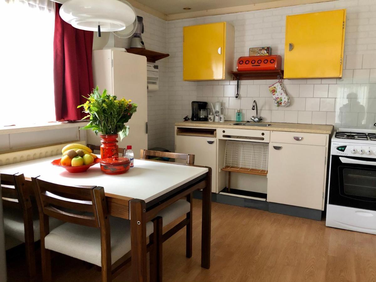 Retro Relax Resort Midden In Het Bos Op De Veluwe In Путен Екстериор снимка