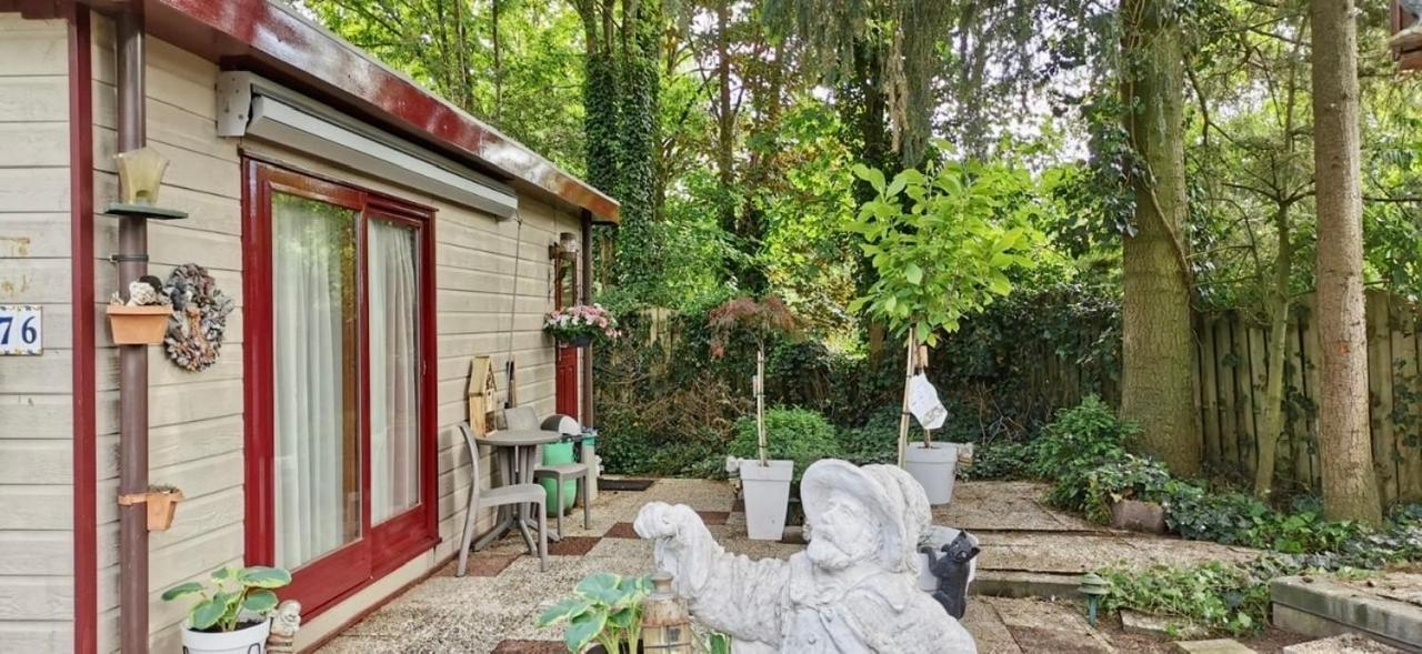 Retro Relax Resort Midden In Het Bos Op De Veluwe In Путен Екстериор снимка