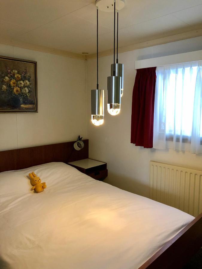 Retro Relax Resort Midden In Het Bos Op De Veluwe In Путен Екстериор снимка