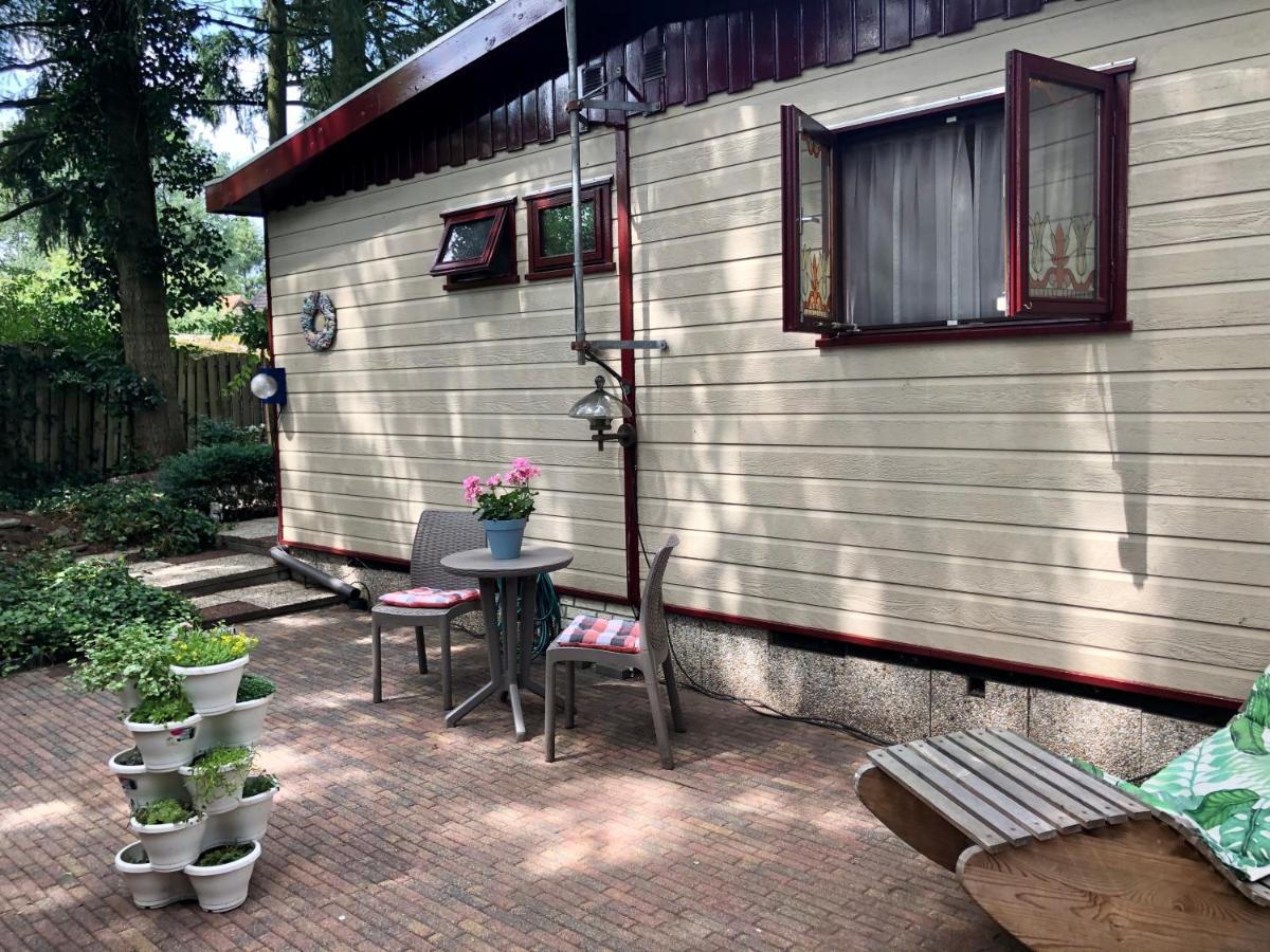 Retro Relax Resort Midden In Het Bos Op De Veluwe In Путен Екстериор снимка